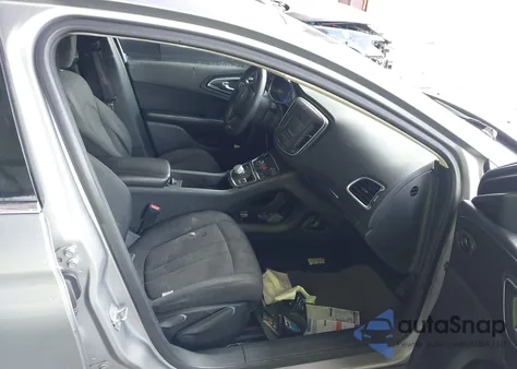 2015 Chrysler 200 Limited z USA, uszkodzony, nr VIN 1C3CCCAB1FN530077